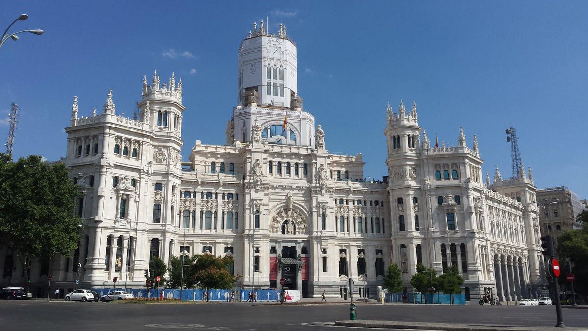A Palacio de Cibeles Madridban, a gibraltári motoros út egyik állomásán.