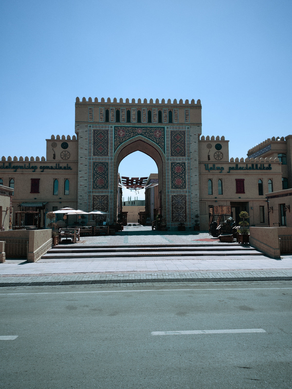 A turkistani monumentális kapu közelebbről.